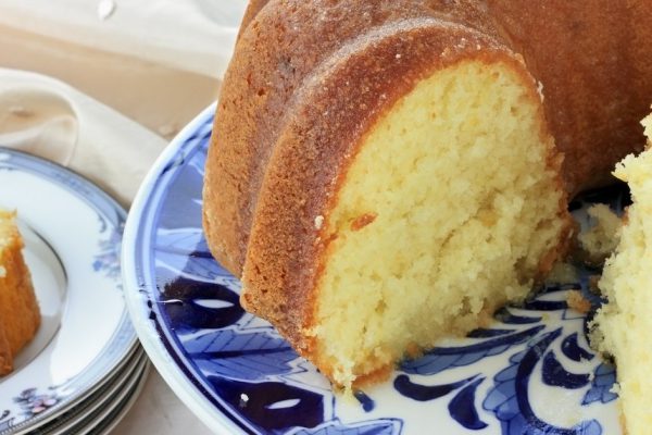 Lemon bundt cake with shallow depth of field.