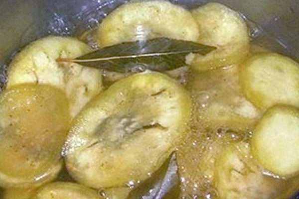 Она не могла встать с постели из-за сильной боли в суставах… Но народное средство сотворило невозможное!