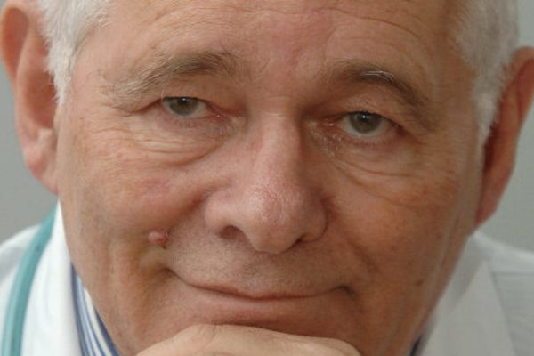 Детский доктор мира! «Помощи просят многие — я стараюсь помогать всем, но иногда не получается…»