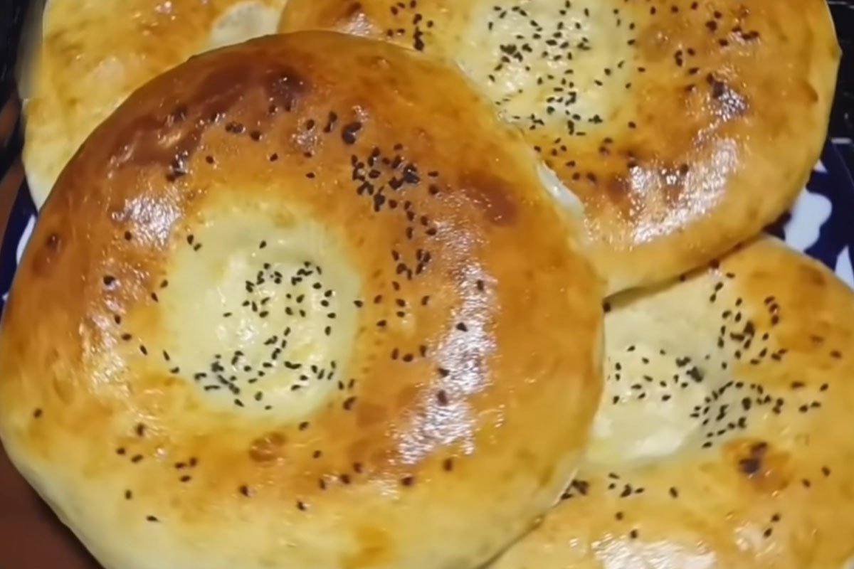 Узбекская хозяйка научила меня готовить лепешки на воде, хлеб больше не покупаю