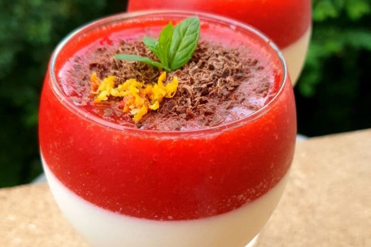 клубничная панакота