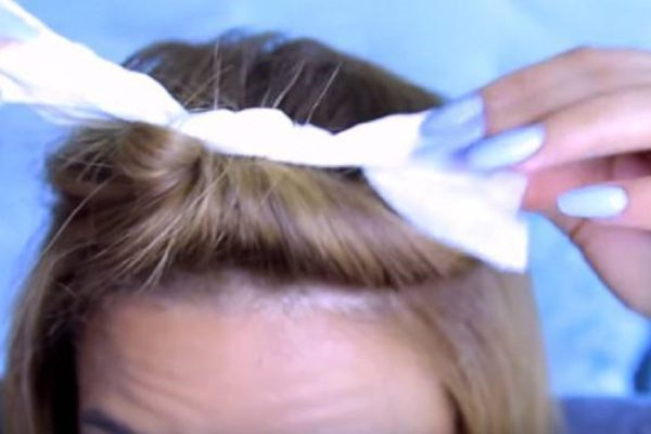 Эта девушка взяла обычное бумажное полотенце и сделала шикарную прическу за 5 минут!