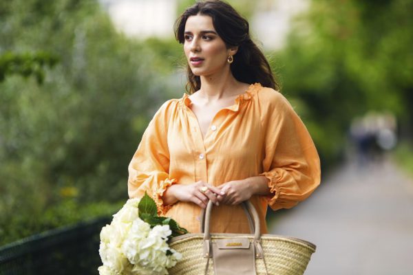 Лето-2021 официально объявлено сезоном льняных костюмов, дамы в восхищении