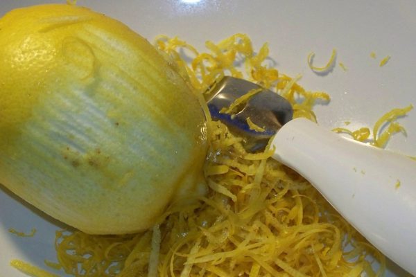 В Южной Италии за продукт берут приличные деньги, тебе достанется за монеты