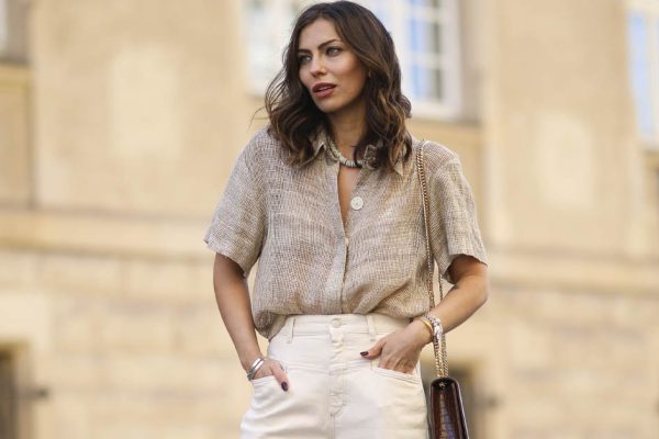 Семь льняных вещей, которые выручат элегантную даму в жару