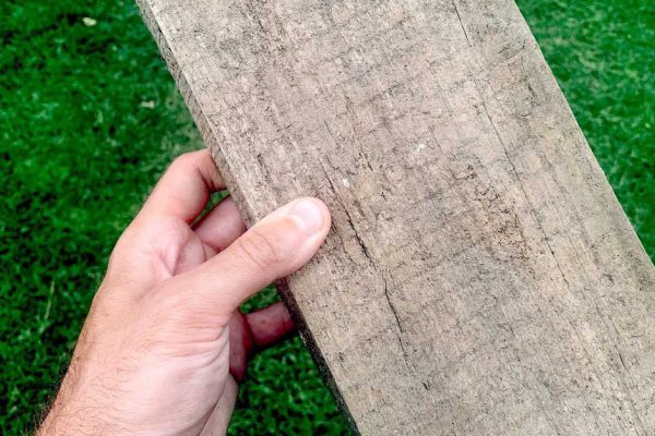 Почему не стоит покупать пропитку для деревянных поверхностей