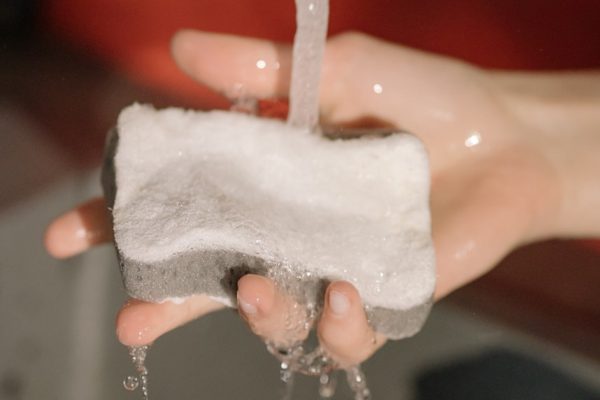 Нутрициолог объяснил, почему нельзя мыть кофеварку средством для мытья посуды