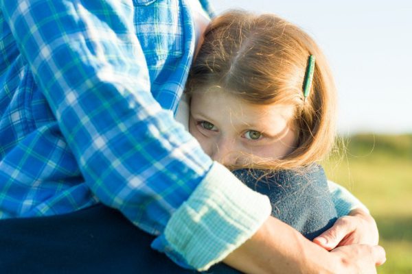 Почему женщины забывают о детях, ныряя в новые отношения с головой