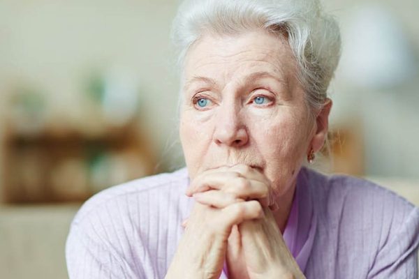 Позвонила взволнованная дочь и сказала, что ей срочно нужны деньги