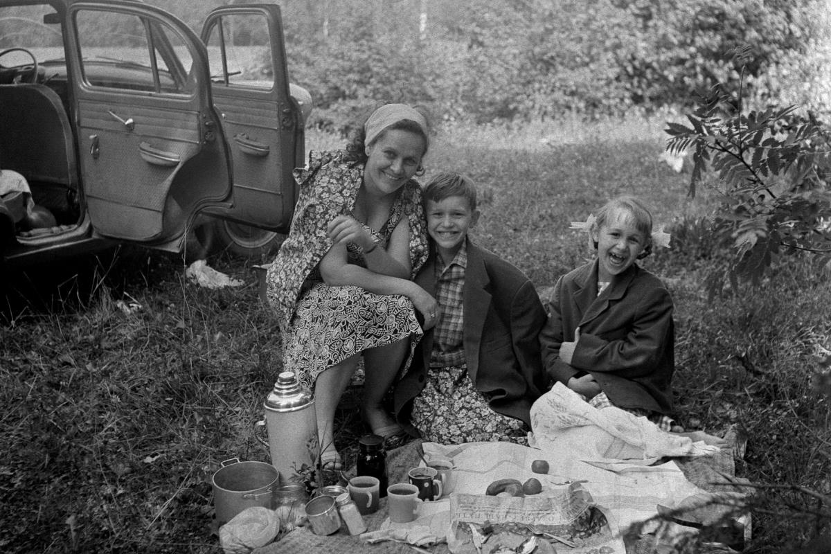 Советское время мам. Советские люди. Советские снимки. Женщины СССР. Советские родители.
