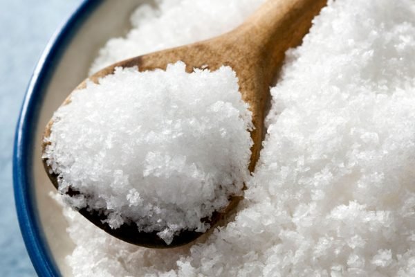 Особый ритуал на соль, который изгонит из жизни все проблемы