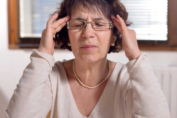 Свекровь любит рассказывать, какой у нее хороший младший сын, в отличие от старших, но это невозможно слушать, если знаешь правду