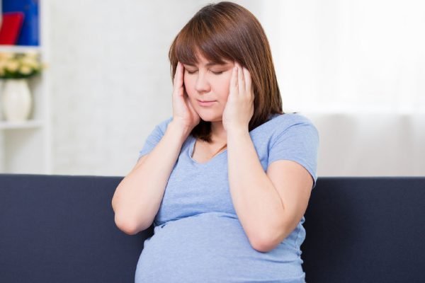 Когда узнала, что беременна вторым, попросила родителей мужа поменяться квартирами, я уже на шестом месяце, а воз и ныне там