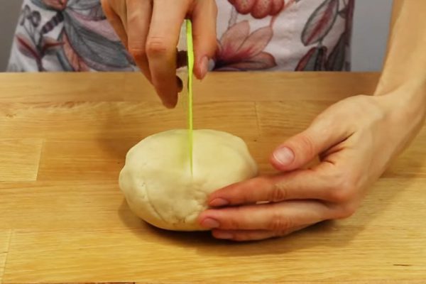 Из чего сделать марципан к Рождеству и Новому году в домашних условиях