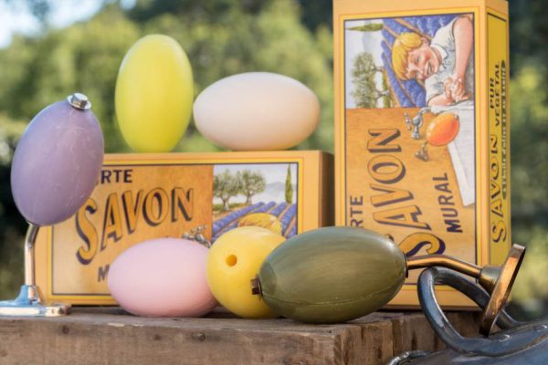 В доме состоятельной подруги обнаружила мыло, что не киснет в мыльнице