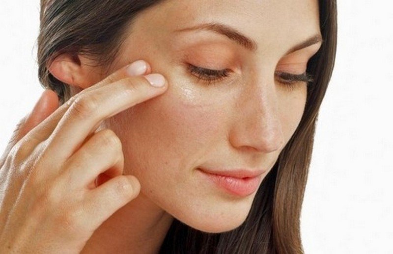 омолаживающая маска вокруг глаз