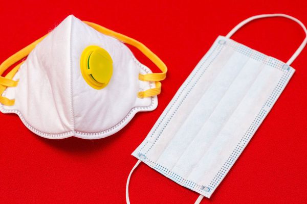 По какой причине нужно отказаться от масок с клапанами