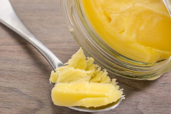 Подруга из Индии научила готовить домашнее топленое масло гхи, жарю только на нём, хранится месяцами при комнатной температуре