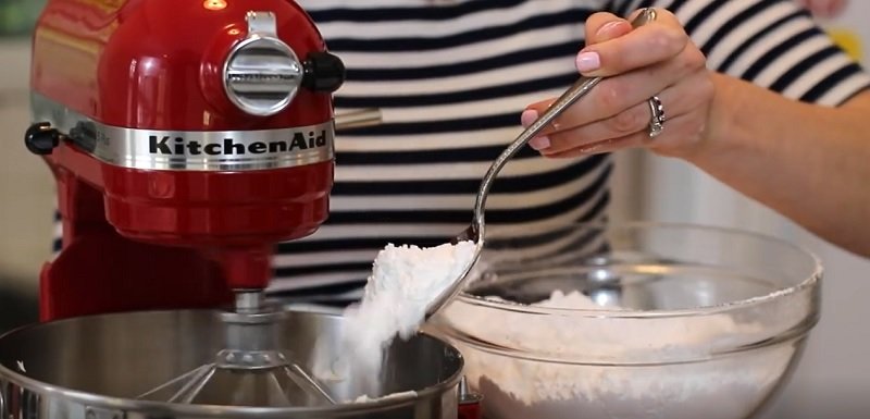 как сделать масляный крем воздушным