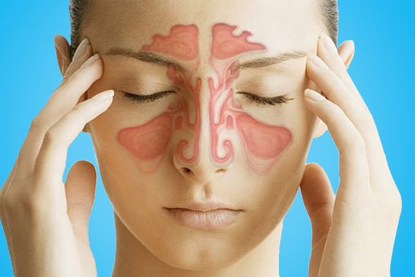 Помести два пальца над ключицей и потрогай… Эффект ошарашит даже опытного ЛОР-врача!