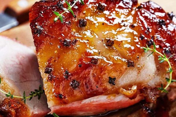 Медовая свинина, которую я готовлю с колоссальной скоростью, а муж еще быстрее съедает