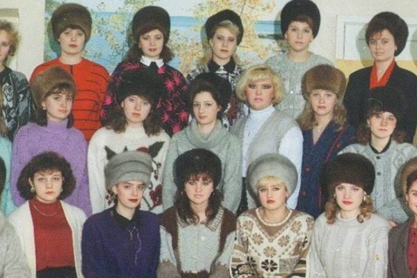 Почему советские правила этикета позволяли не снимать меховую шапку в помещении