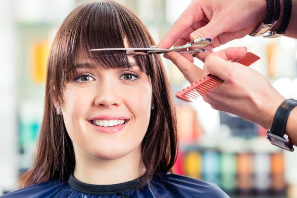 Топовые примеры стрижек с челками