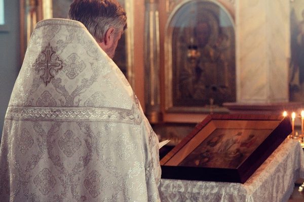 Когда волнуюсь и шалит тонометр, произношу сильную молитву Господу о здравии