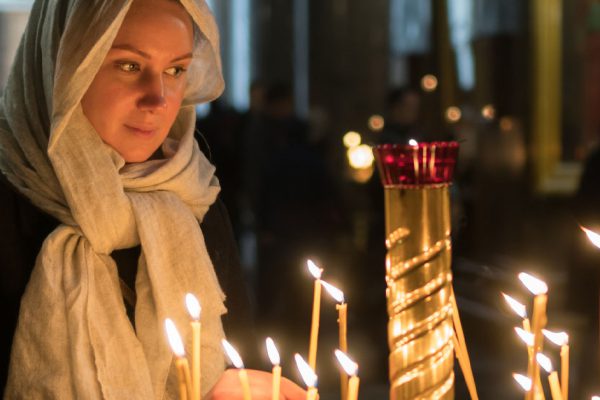 Сильная молитва, которую нужно прочесть каждому, кто хочет защитить семью от бед и невзгод