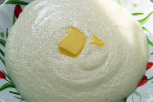 Нужно ли пожилым есть манку каждый день