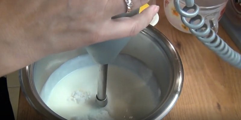 молочный желейный десерт