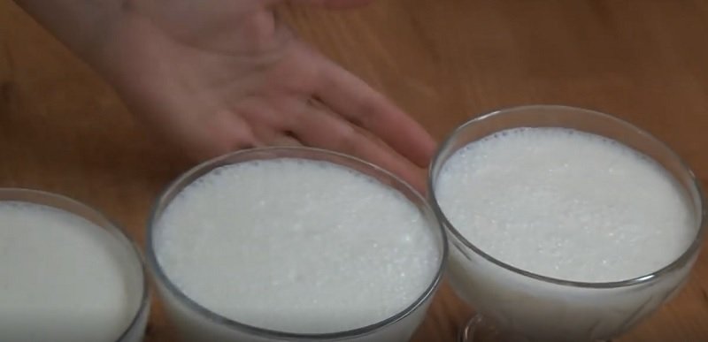 молочный желейный десерт