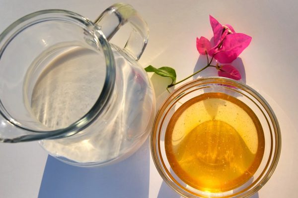 Зачем пить молоко с мёдом