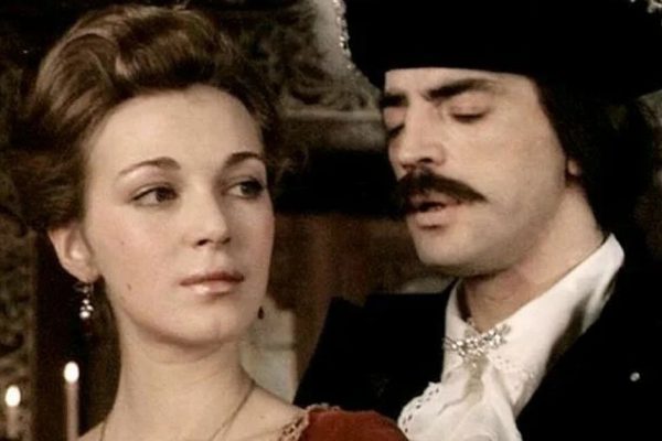 О какой «ланфрен-ланфра» спел Михаил Боярский