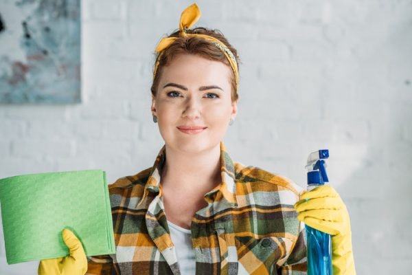 В какие дни недели не стоит затевать уборку, если не хочешь навлечь беду, полный список примет