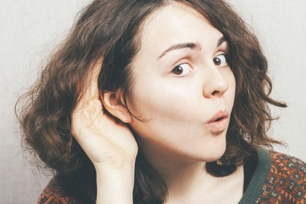 После замужества нужно убрать всех подруг, в дом приглашать никого нельзя