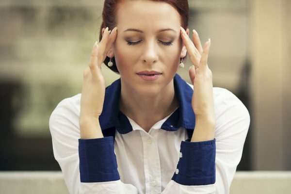 Муж не умеет зарабатывать деньги настолько, что думаю обратиться к гадалке