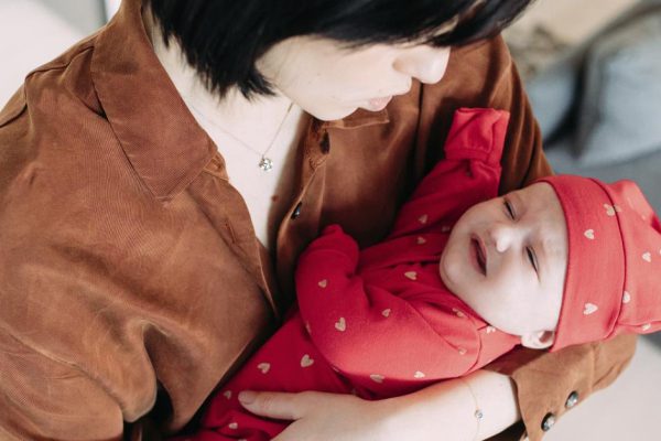 Одиннадцать лет жили вместе счастливо, а за 2 недели до рождения малыша муж сбежал