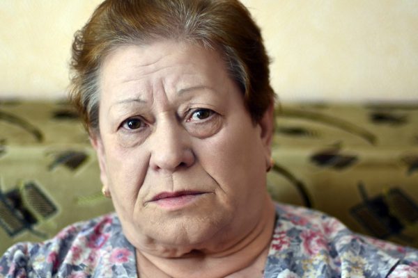 После развода вернулась жить к маме в деревню и ужаснулась, какого мужа выбрала родная сестра