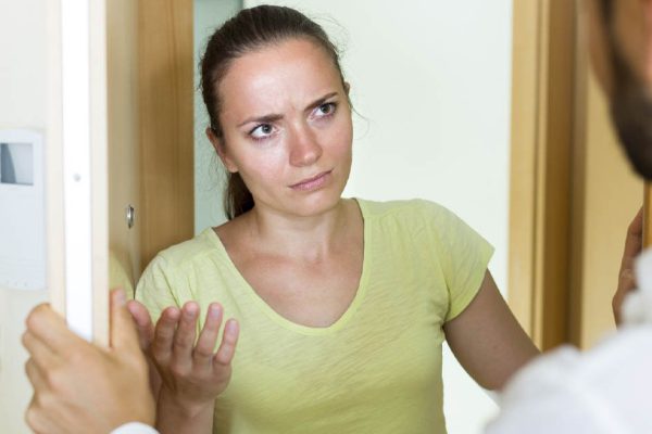 Нужно ли слушать изматывающую критику мужа для сохранения семьи