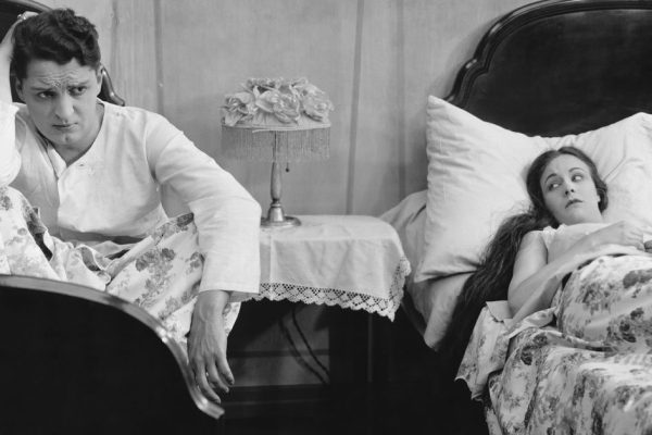 Что хорошего, если муж спит отдельно