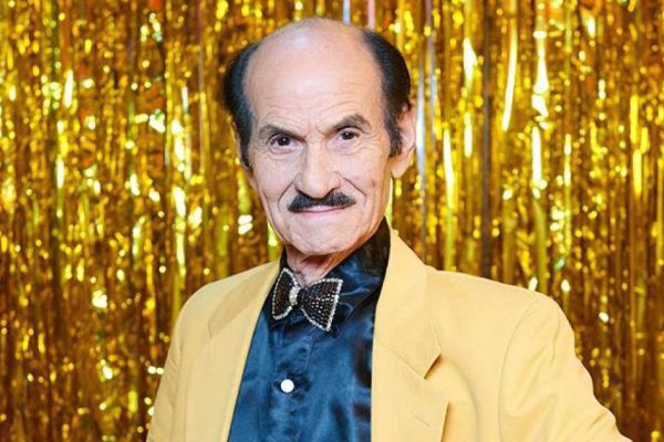 Зачем мужчине жениться в девяносто лет