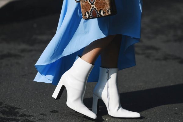 Размышления о том, действительно ли мужчинам так важно дарить женщинам подарки без причины