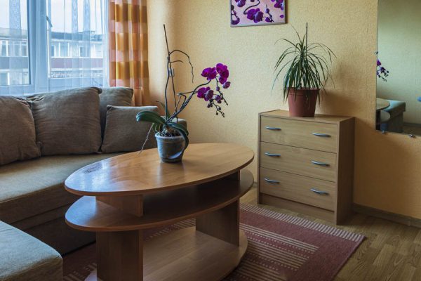 Проще мастеру дать денег, чем заставить мужа что-то сделать в доме