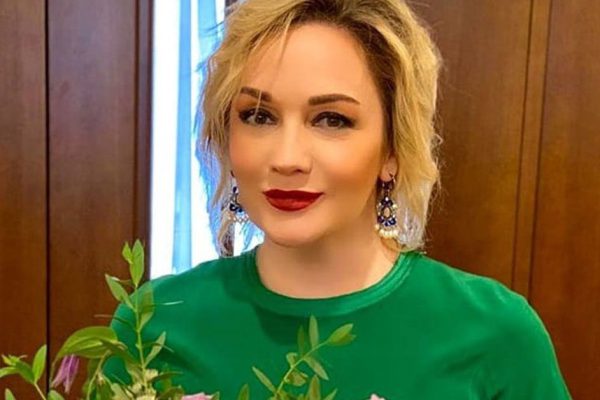 Почему 52-летняя Татьяна Буланова не спешит под венец со своим 33-летним избранником