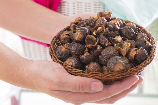 Если в доме нет мыльных орехов, к горе стирки даже не подхожу