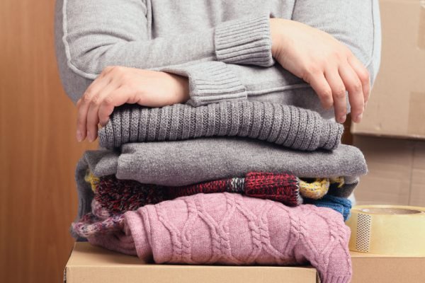 Шесть лет мы присматривали за бабушкой мужа, пока свекровь была на заработках, недавно она вернулась и учудила нечто странное