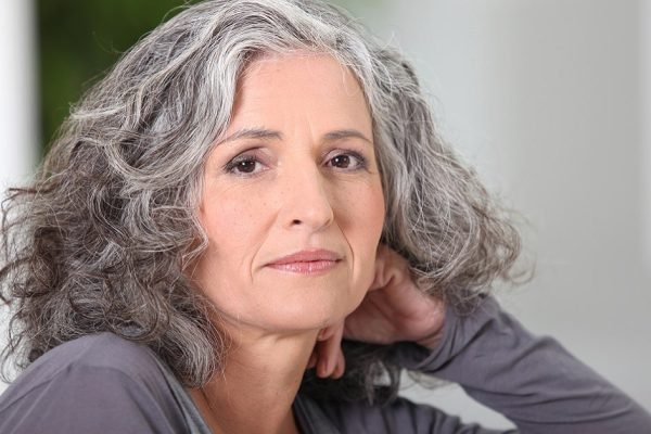 Наглая сестра требует, чтобы я прописала ее с дочкой в своей ипотечной квартире