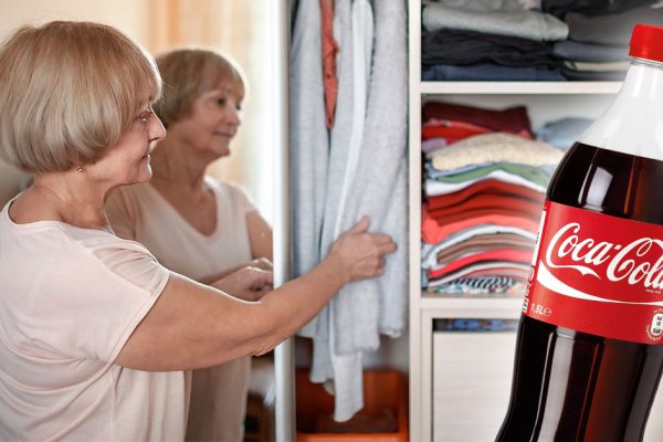 Пожарный дядя Вася рассказал, почему стоит держать бутылку «Кока-колы» в шкафу