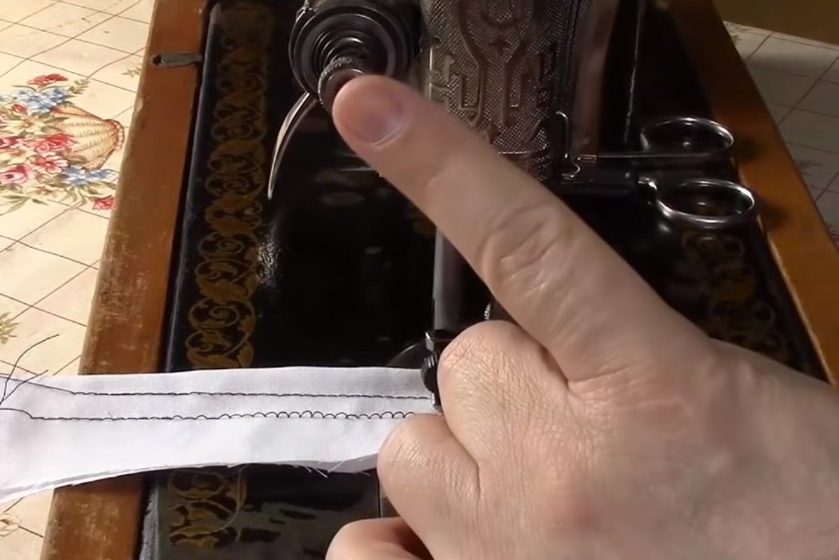 ремонт та налаштування швейної машинки Зінгер